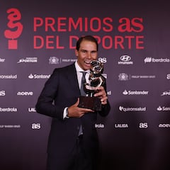 Así vivimos los Premios AS del Deporte 2025: todos los premiados de la gala | Rafa Nadal, Raúl, Marc Márquez, Carolina Marín, Jesús Navas, Iris Tió...