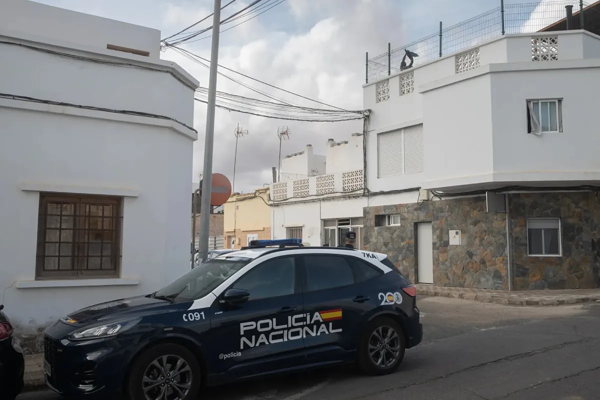 Detienen a tres chicos de 18 y 19 años por una violación grupal a una joven de 18 en Málaga - El Mundo