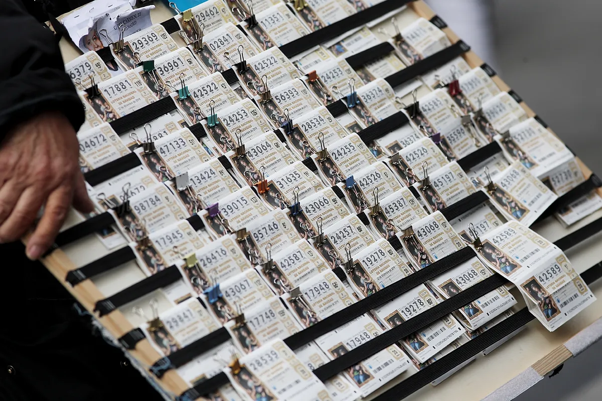 Sorteo de Lotería de Navidad 2025: así tributarán los premios este año - Expansión