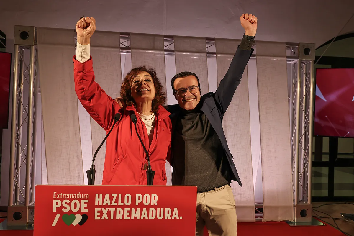 Ferraz incluye al candidato del PSOE en Extremadura en su catálogo de víctimas: "Un hombre honesto sobre el que hay una campaña de difamación" - El Mundo