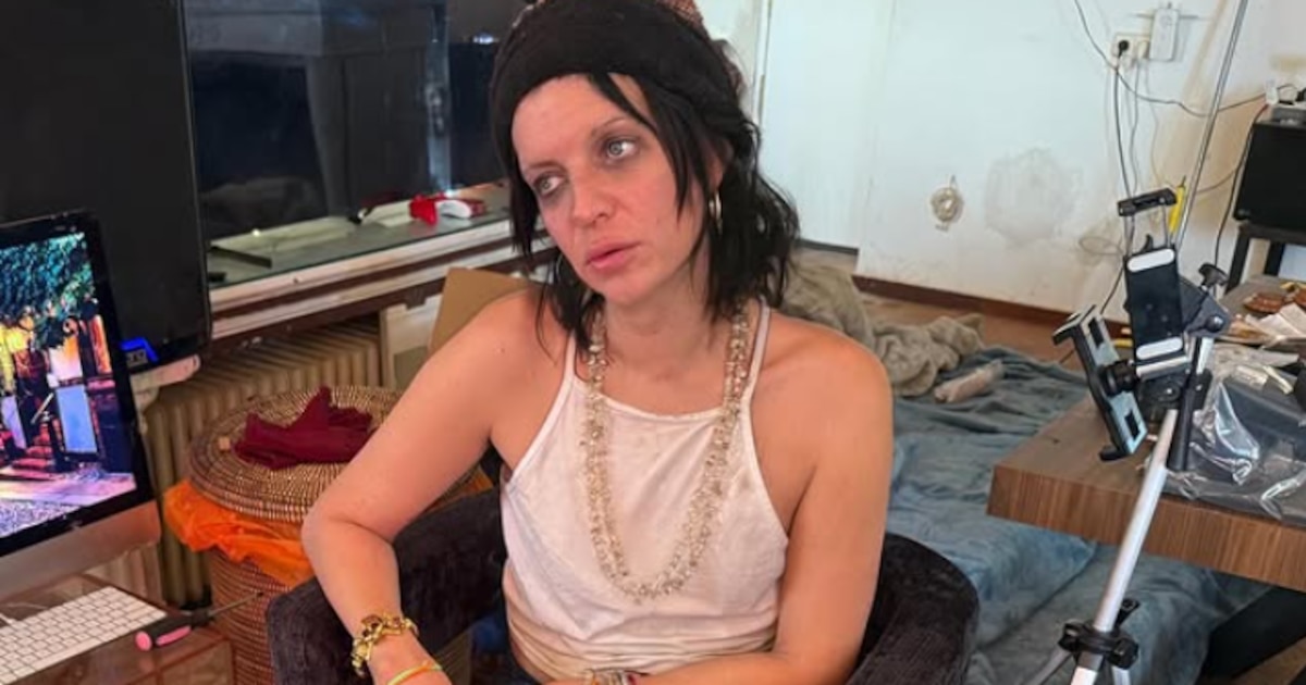 Sheila Devil, hija de Camilo Sesto, ingresada de urgencia en un hospital madrileño