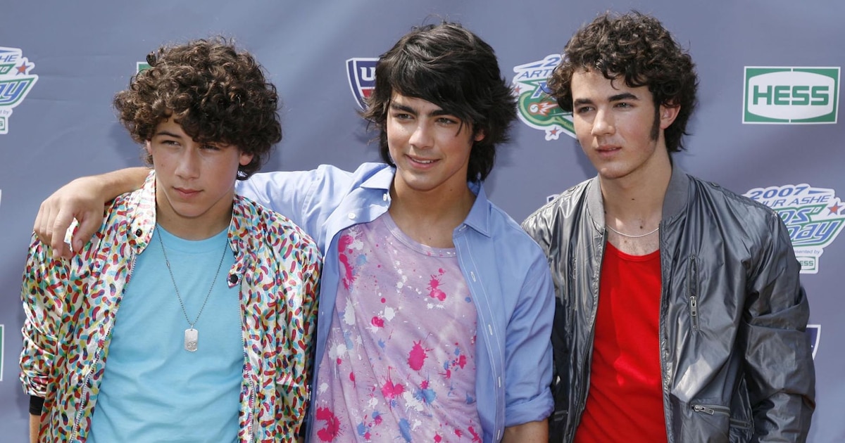 Los Jonas Brothers y el reto de crecer con anillos de castidad: “Era extraño el interés en nuestra vida sexual”