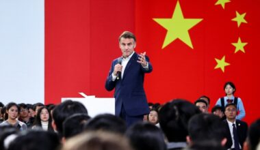 Macron urge mantener el "esfuerzo de guerra" en favor de Ucrania al cierre de su visita en China