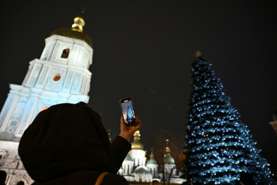 Delegaciones de EEUU y Ucrania sostendrán un tercer día de conversaciones el sábado en Miami