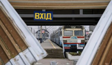 Nuevos ataques rusos en Ucrania provocan cortes de calefacción y agua