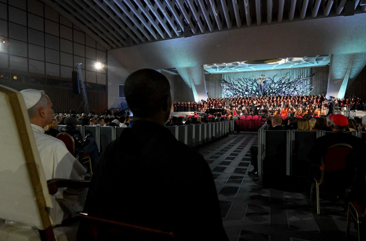 El Papa: Jesús es el canto de amor de Dios a la humanidad