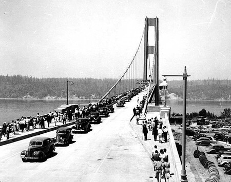 Opening Day Of The Tacoma Narrows Bridge Tacoma Washington 2