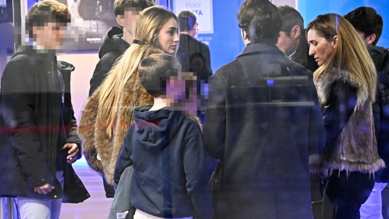 Raphael, arropado por su familia en su cita más especial en Madrid: "Una noche preciosa"