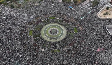 Al Sharaa promete reconstruir Siria en el primer aniversario de la caída de Asad - El Mundo