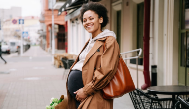 A qué edad empieza a caer la fertilidad femenina y qué dicen los estudios más recientes