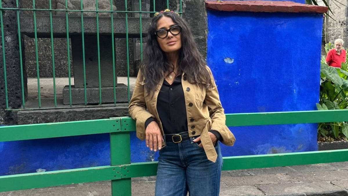 Salma Hayek sorprende con su visita a la Casa Azul de Frida Kahlo: 'Qué privilegio regresar'