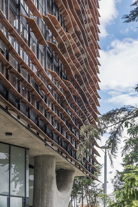 Compensar – Centro de Bienestar Integral para el Adulto Mayor / taller de arquitectura de bogotá - Fotografía exterior