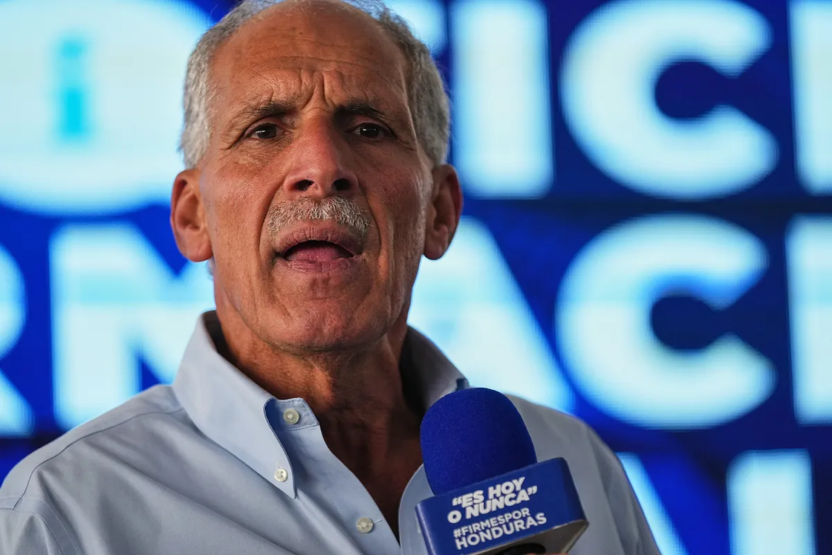 El liberal Nasralla denuncia fraude tras confirmarse la victoria provisional del trumpista Asfura - El Mundo