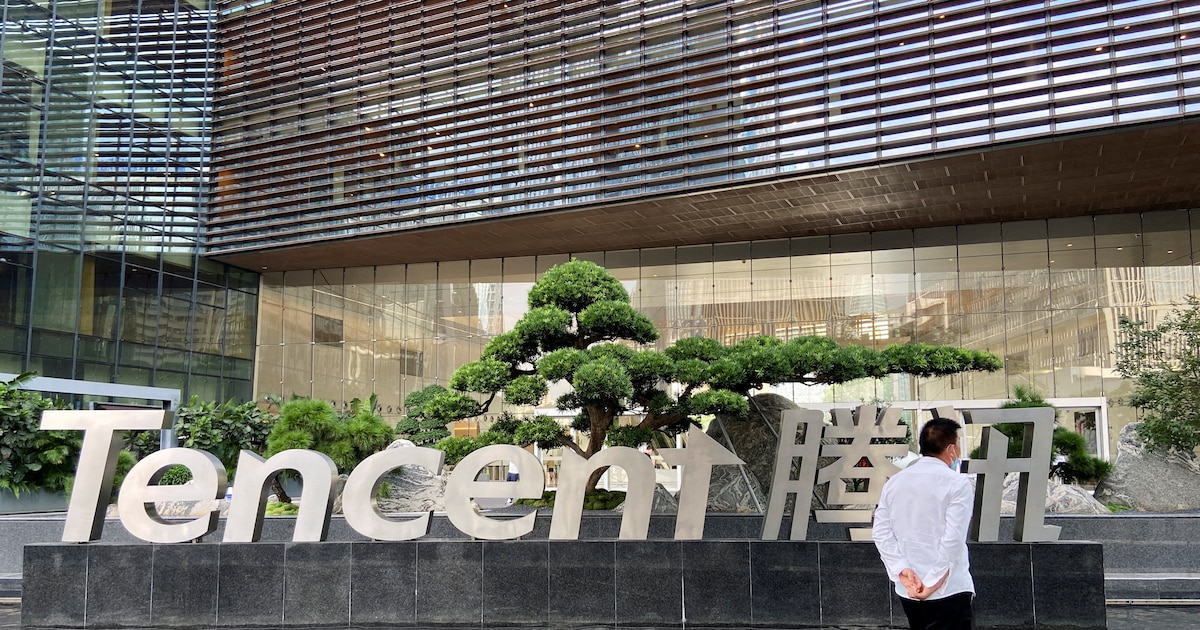 Paramount dijo que la empresa china Tencent retiró su parte de la oferta por Warner Bros para evitar reparos de seguridad