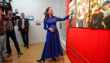 María Corina Machado inaugura la exposición 'La democracia al borde del colapso' en el Centro Nobel de la Paz, en Oslo - El Mundo