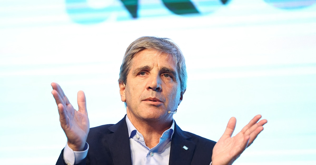 El Gobierno empezó el camino para colocar deuda en el mercado internacional, aunque no pudo perforar el 9% de tasa