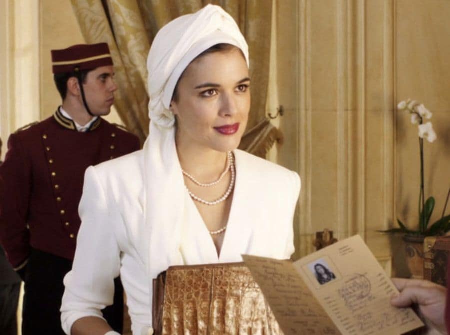 Adriana Ugarte en le papel de Sira Quiroga