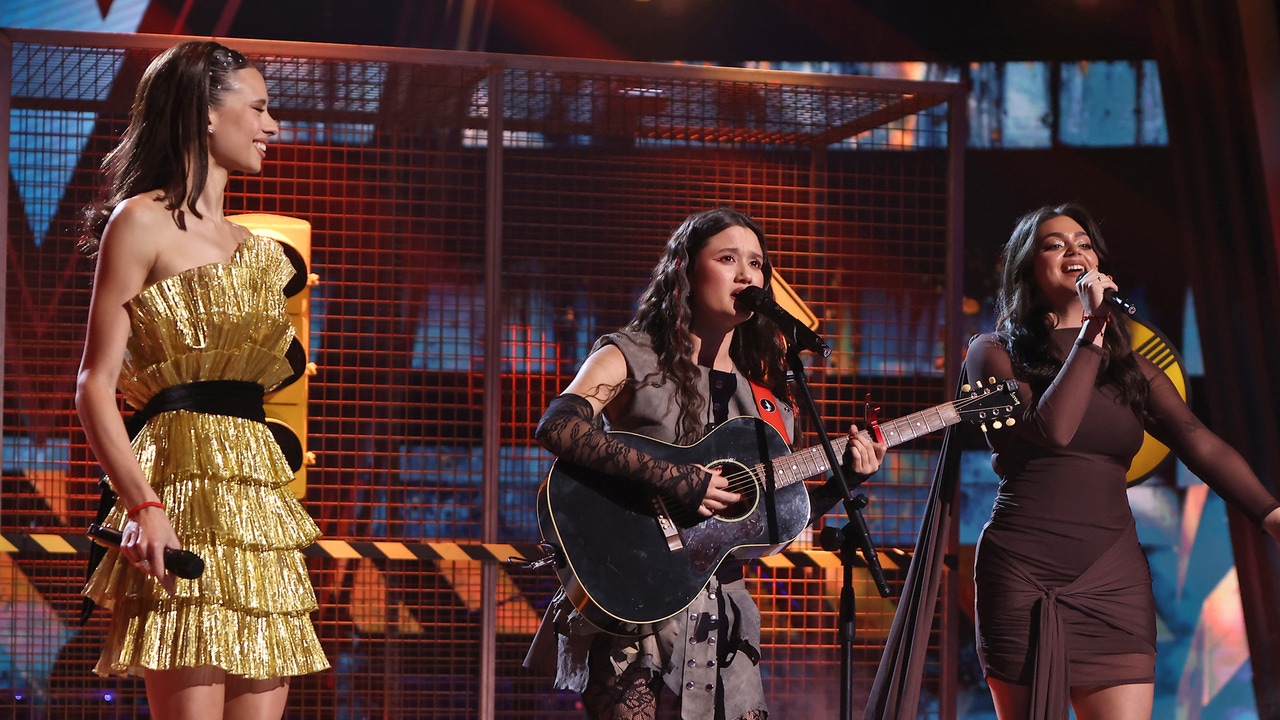 La actuación de Joaquina con las semifinalistas de Malú conquista al público