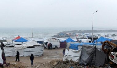 Gaza: La asistencia humanitaria se atrasa a medida que entran más mercancías