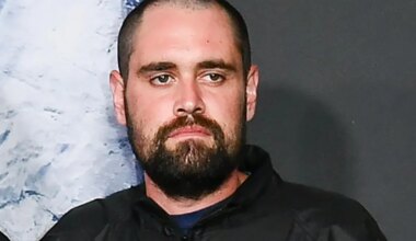 El hijo de Rob Reiner comparece por primera vez en un tribunal tras el asesinato de sus padres - El Mundo