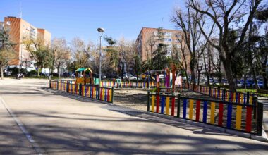 El alcalde de Móstoles visita el Parque de Castilla y León, tras las actuaciones de mejora