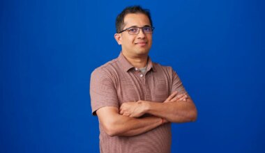 Prabhu vende acciones de Santander once meses después de asumir el cargo - Expansión