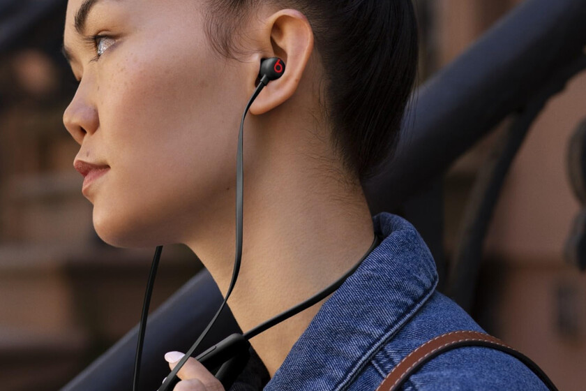 Amazon deja a mitad de precio estos auriculares Beats con batería de hasta 12 horas que se integran a la red Buscar