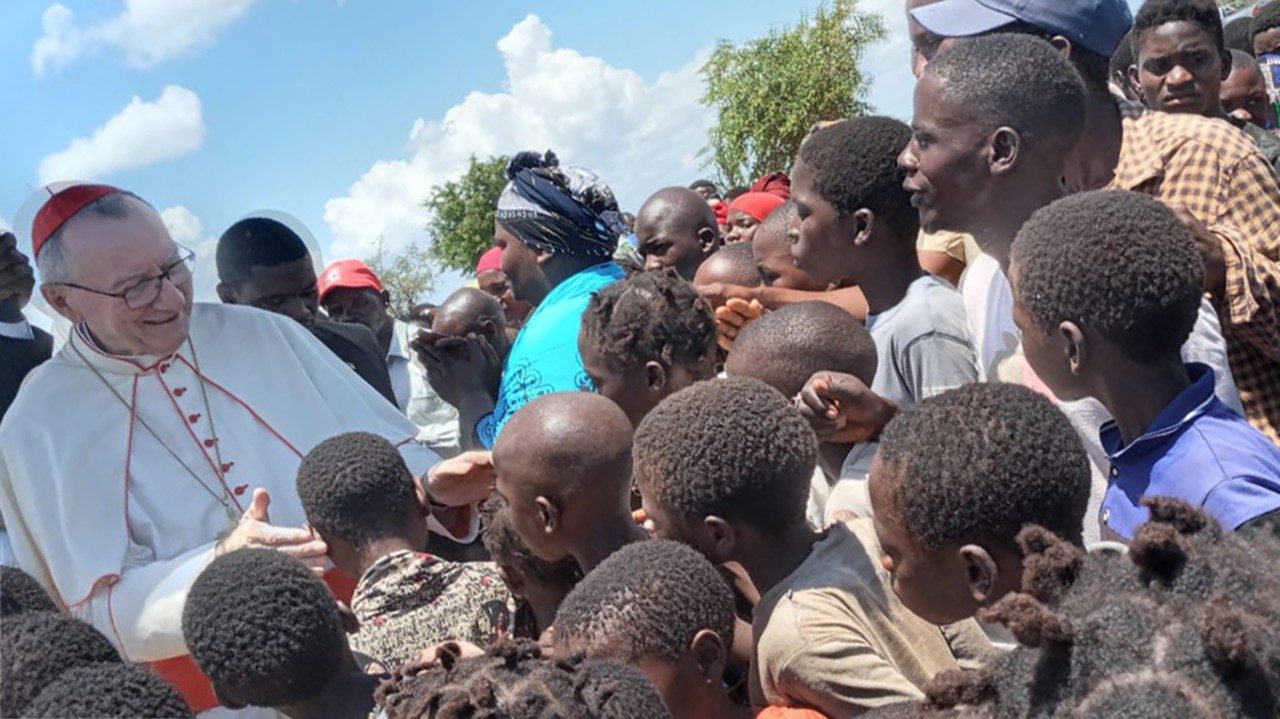 Parolin: No olvidemos a las víctimas del conflicto en Cabo Delgado