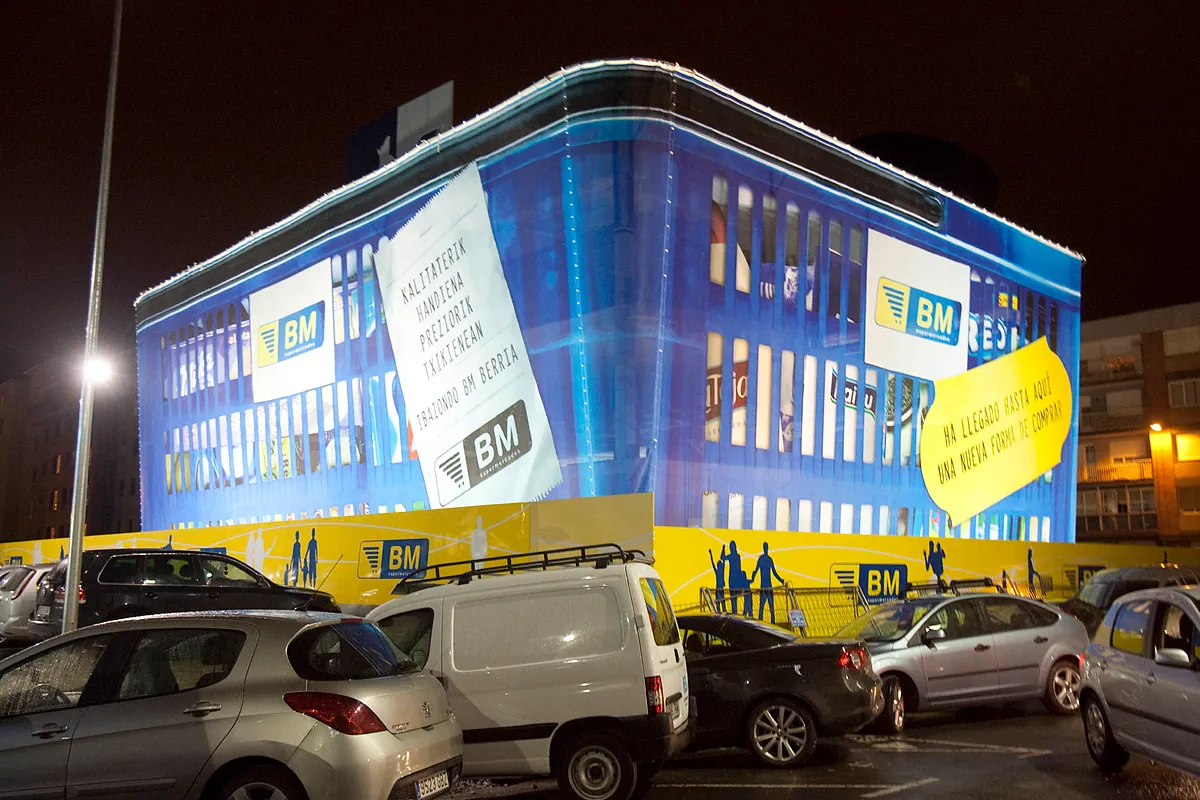 Los supermercados BM afianzan su arraigo en Euskadi al ser adquiridos por 700 millones por directivos e inversores vascos - El Mundo