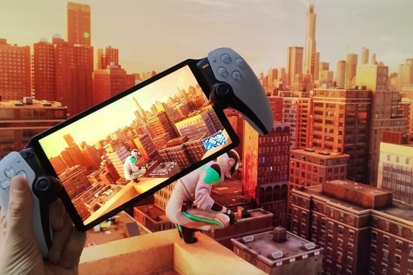 Para retransmitir o jugar en la nube. La PlayStation Portal baja (otra vez) de precio tras su gran actualización