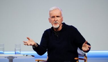 James Cameron dice que la broma de Amy Poehler en los Globos de Oro fue demasiado lejos