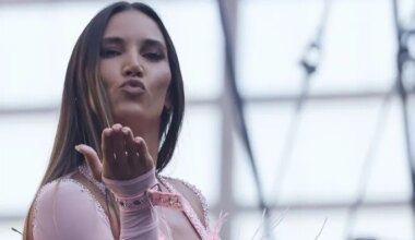 La cantante India Martínez anuncia su retirada temporal de los escenarios para "cuidarse": "El escenario me da la vida, pero a veces también me la quita" - El Mundo