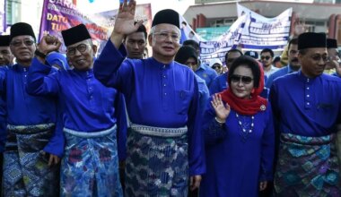 El ex primer ministro malasio Najib Razak, condenado a 15 años de prisión por corrupción - El Mundo