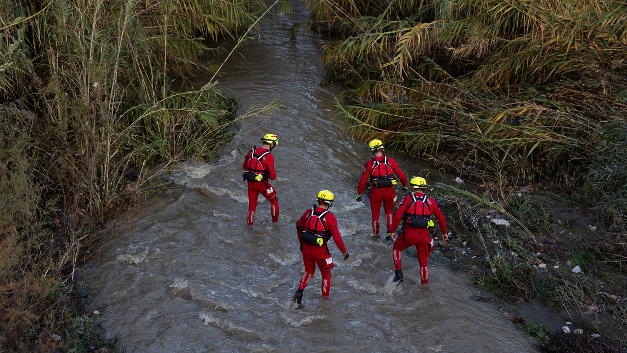 Temporal de lluvia en España, en directo: Ríos desbordados, un muerto y la última hora de los dos desaparecidos - La Razón