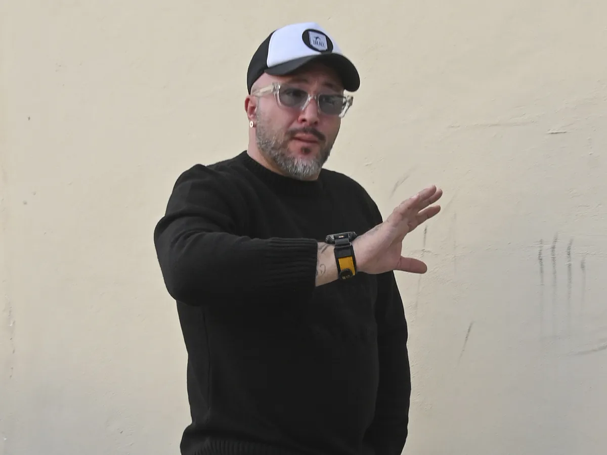 Kiko Rivera presenta a su nueva novia, Lola García: "No solo tiene la cara más bonita del mundo, sino también un alma increíble" - El Mundo