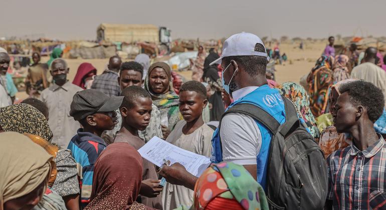 Sudán: La caída de El Fasher empuja a miles de civiles hambrientos a las carreteras