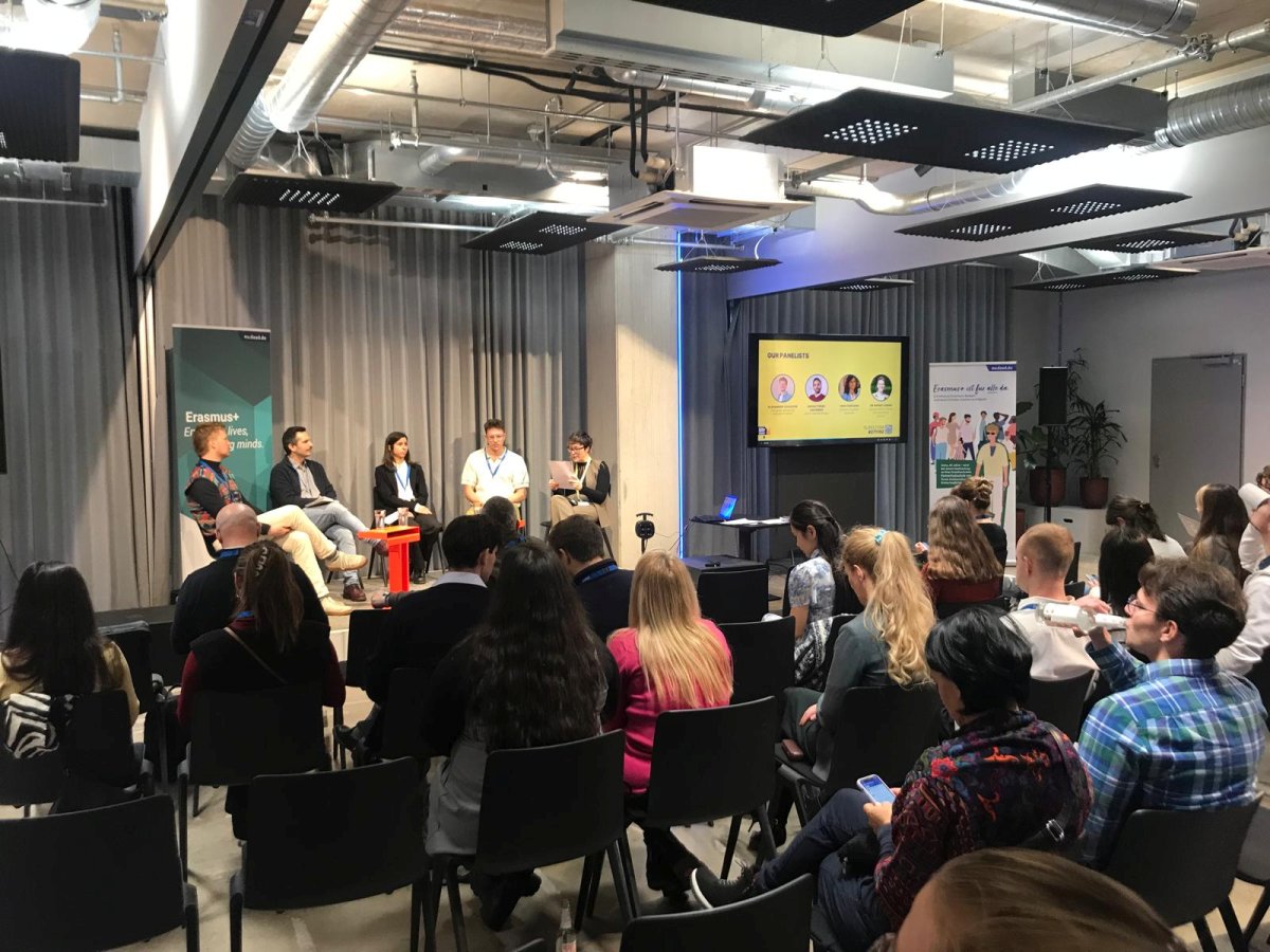 La UBU, presente en el encuentro internacional Erasmus+ para promover los valores europeos y el compromiso cívico