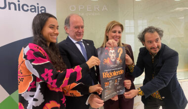Unicaja y la Ópera de Oviedo presentan Rigolerdo, una comedia musical de producción propia que ofrece una sátira homenaje al universo operístico