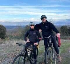 Iberlobo On Bike recibe a Alba Matilla y Jorge Herculano como embajadores de ruta