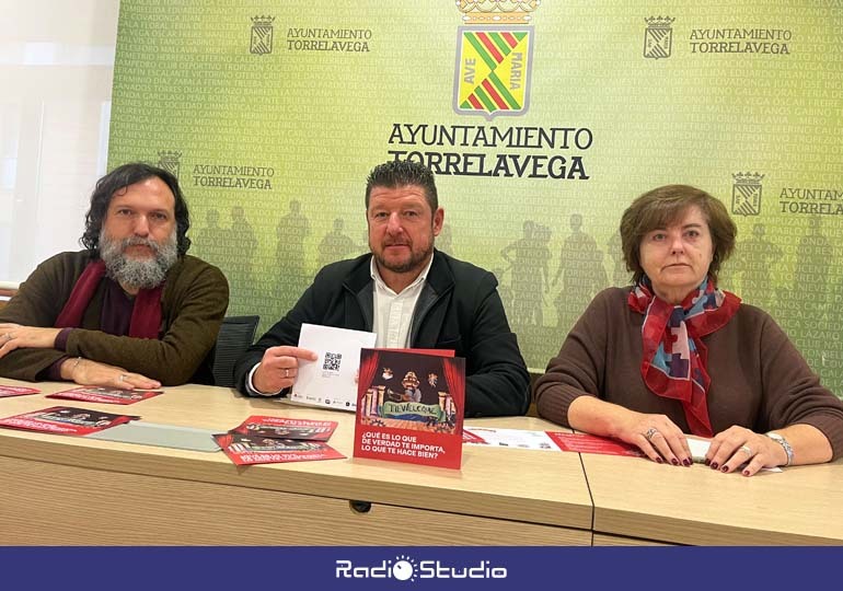 Lo que importa a los escolares de Torrelavega, plasmado en cinco esculturas y una torre por el artista José Luis Serzo