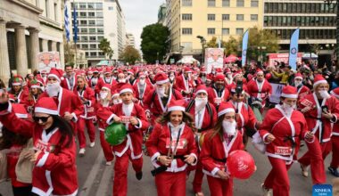 Carrera de Santa 2025 en Atenas, Grecia