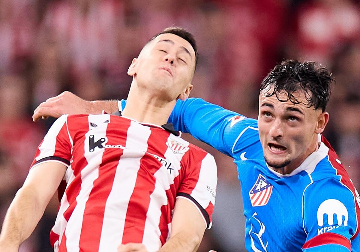 Urko Izeta: el delantero que más convence al Sporting, pero el más difícil