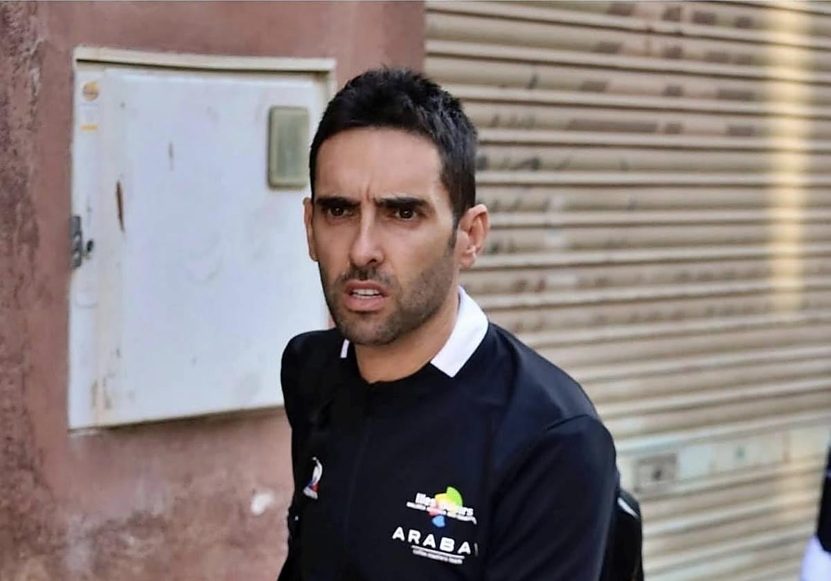 El exciclista gijonés Dani Navarro asume la dirección del Kern Pharma