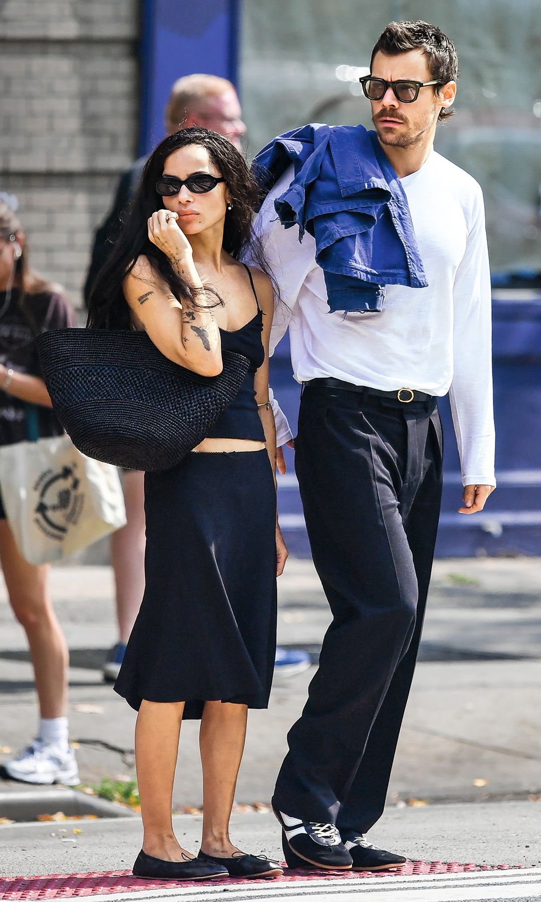 Zoë Kravitz y Harry Styles, la pareja más "cool" del momento, consolidan su historia de amor con un gesto significativo: la aprobación del siempre carismático Lenny Kravitz, padre de la actriz