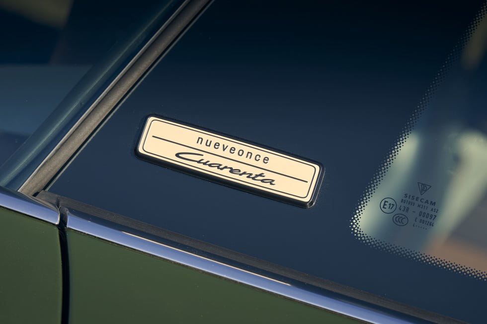 porsche 911 cuarenta edition