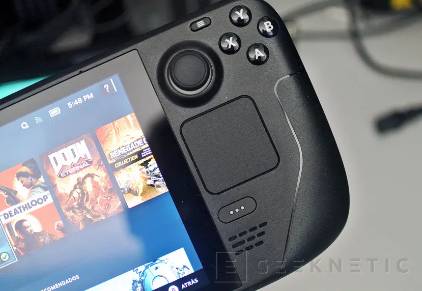 Geeknetic Valve dice adiós a la Steam Deck más barata. Tan solo venderán el modelo OLED que parte de 150€ más 1