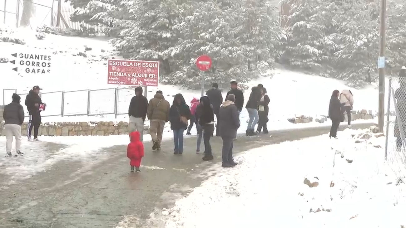 Alerta amarilla por nevadas de hasta 10 centímetros este domingo en la Sierra