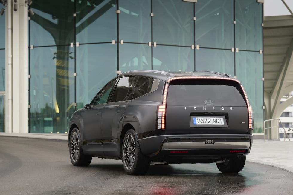 hyundai ioniq 9 calligraphy hyundai ioniq 9 calligraphy