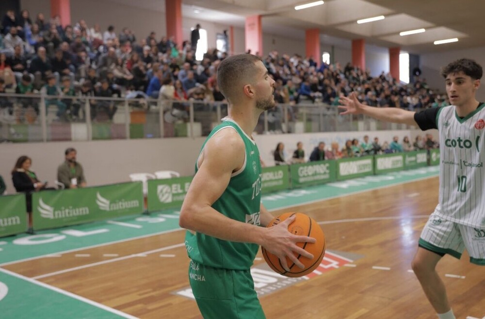 El Toledo suma un triunfo de muchos quilates tras remontar