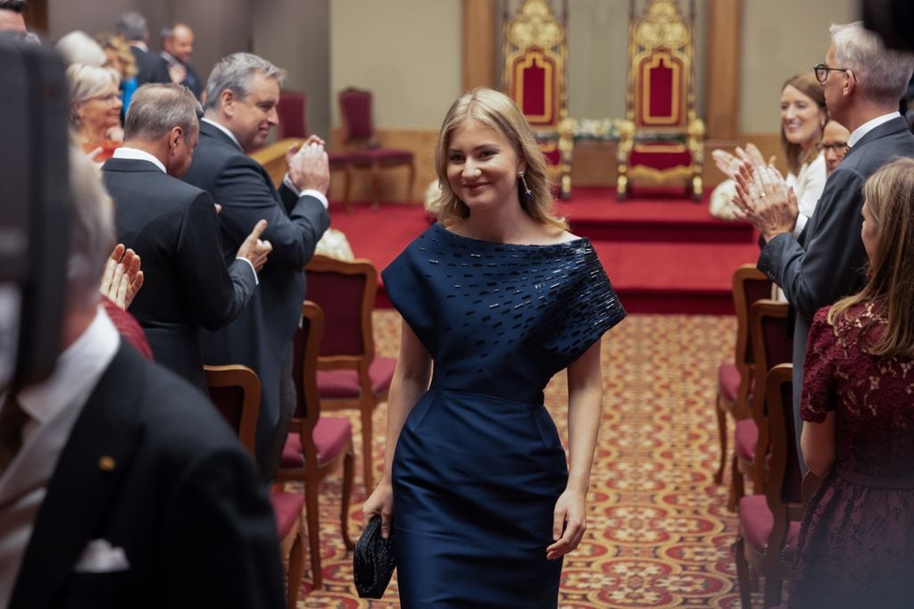 Elisabeth de Bélgica durante la abdicación en Luxemburfo